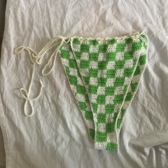 Frankie's Bikinis Green and White Crochet Bikini Bottom Size Large - Picture 5 of 11
